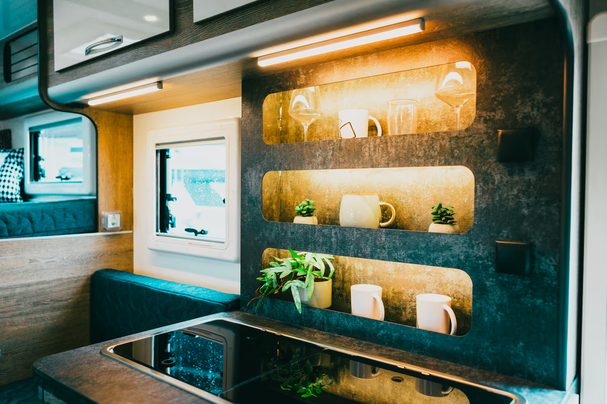 67d421313874717bc62177cb_DUX Camper-46